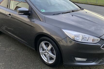 Ford Focus 145.000 km 7.900 € Paderborn 33104
