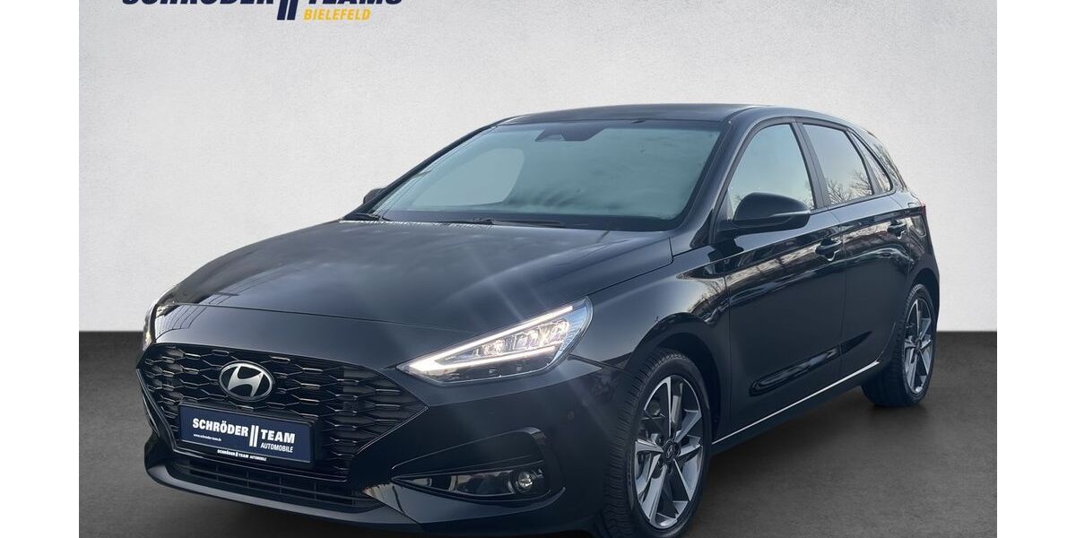 Hyundai i30 11.840 km 21.880 &euro; Bielefeld 33609