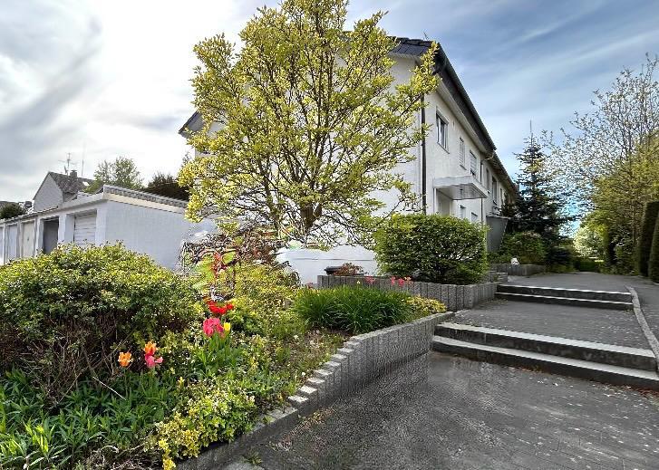 Reihenhaus Bielefeld Schildesche - 11 Zimmer, 200 m&sup2;, 450.000&euro; | Angebot:26462360