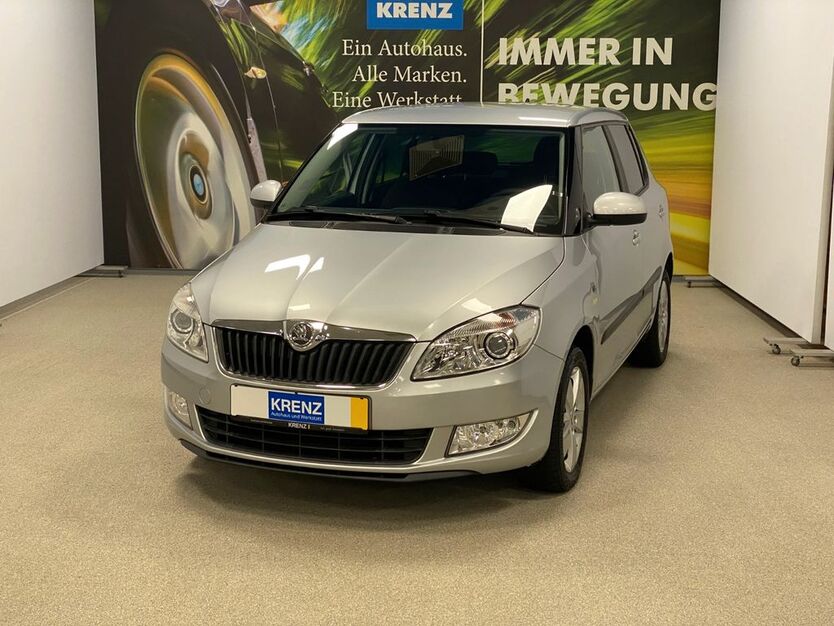 Skoda Fabia 76.596 km 10.990 € Paderborn 33100