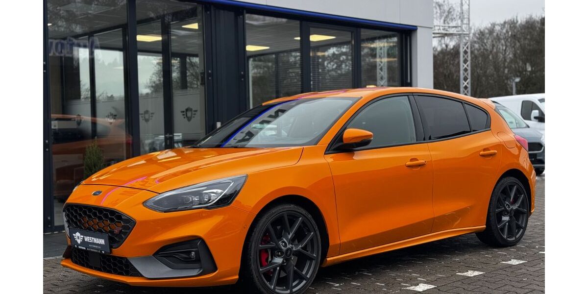 Ford Focus 30.148 km 27.250 &euro; Halle Westfalen 33790
