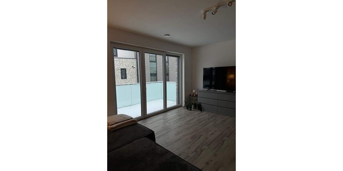 helle drei-Zimmer-Wohnung mit Balkon, Keller und Tiefgaragenstellplatz 3 zimmer