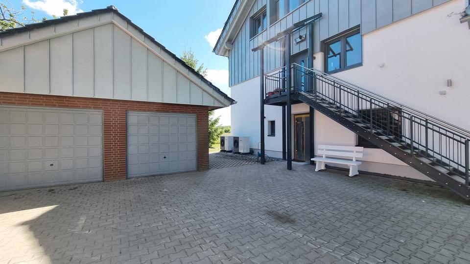 Moderne Wohnung mit dem Wohngefühl einer Doppelhaushälfte – Erstbezug nach Sanierung! zimmer