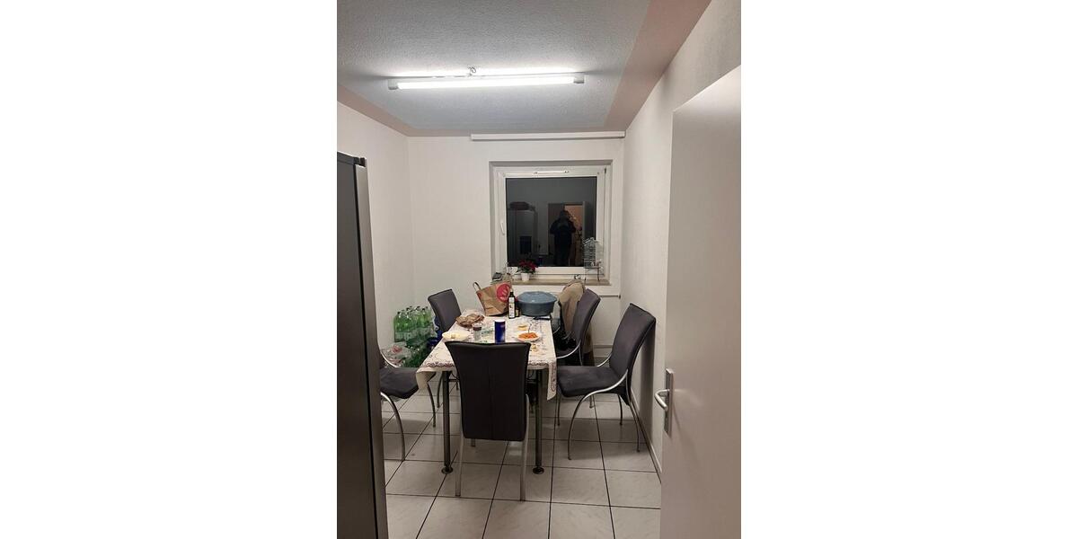 Etagenwohnung Detmold Hakedahl - 3 Zimmer, 72 m&sup2;, 500&euro; | Angebot:24437107