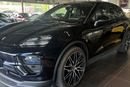 Porsche Macan 8.795 km 94.800 &euro; Bielefeld 33719