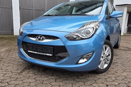 Hyundai ix20 166.000 km 4.390 &euro; Werther 33824