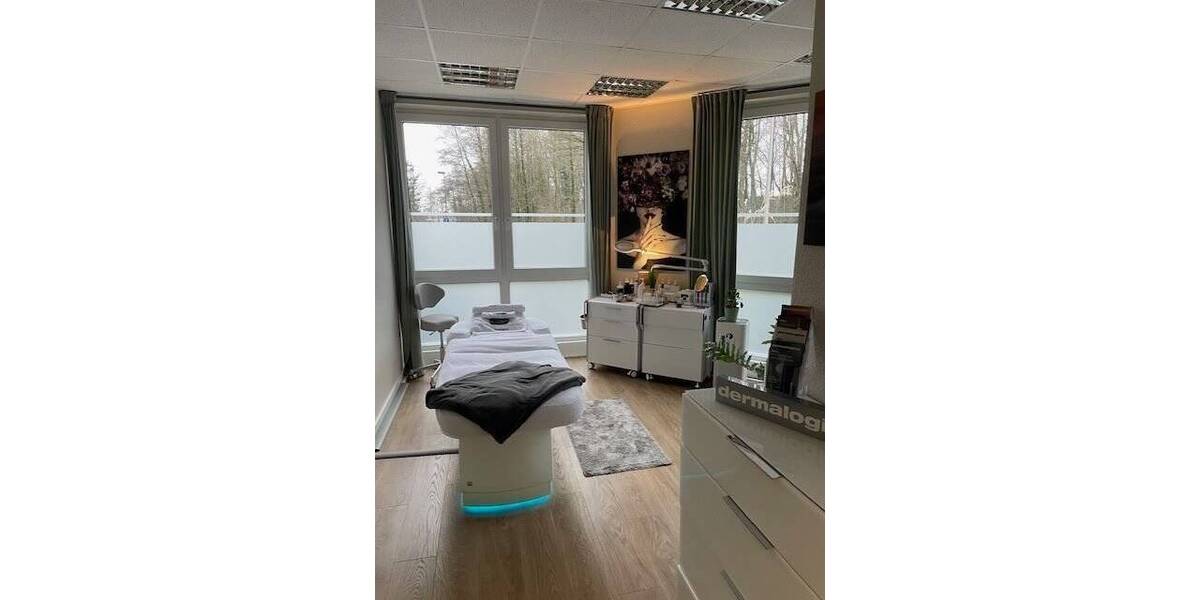 Gewerbeobjekt Steinhagen - 3 Zimmer, 120 m&sup2;, 1.200&euro; | Angebot:25703958