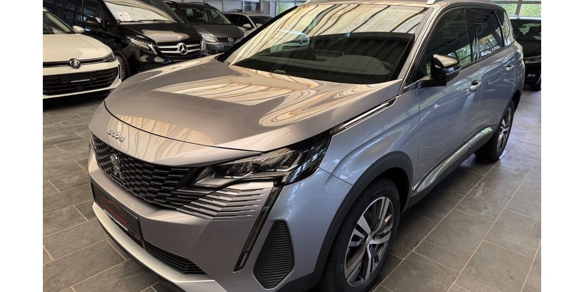 Peugeot 5008 54.500 km 22.000 &euro; Versmold 33775