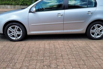 VW Golf 145.600 km 3.999 &euro; Dissen 49201