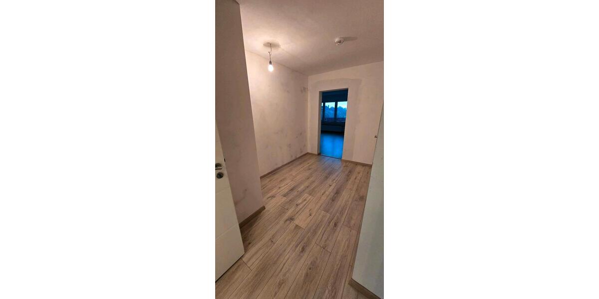 Etagenwohnung Bünde - 2 Zimmer, 91 m&sup2;, 900&euro; | Angebot:26415546