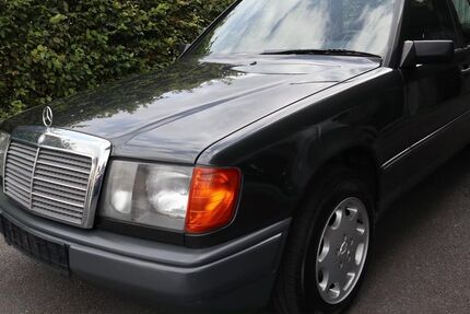 Mercedes-Benz 230 127.134 km 15.350 &euro; Herford 32051