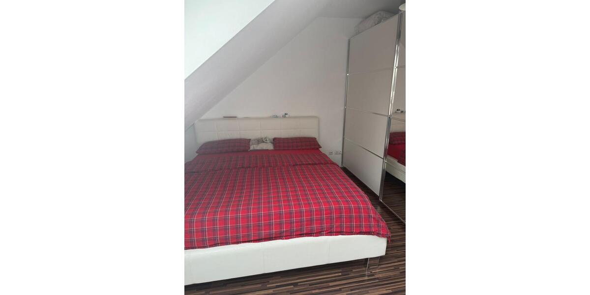 Dachgeschoßwohnung Bad Salzuflen Ehrsen-Breden - 3 Zimmer, 75 m&sup2;, 930&euro; | Angebot:24560342