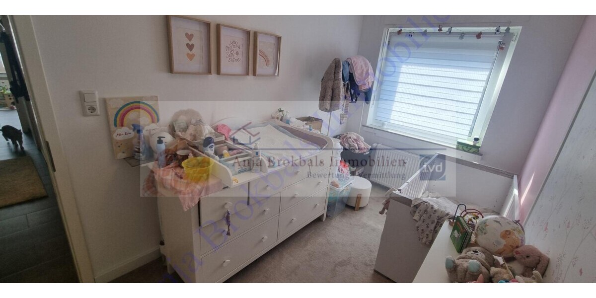 Zweifamilienhaus mit ausgebautem DG und mit 3 Garagen in Harsewinkel, provisionsfrei für Käufer - Zweifamilienhaus Harsewinkel | Angebot:22458103