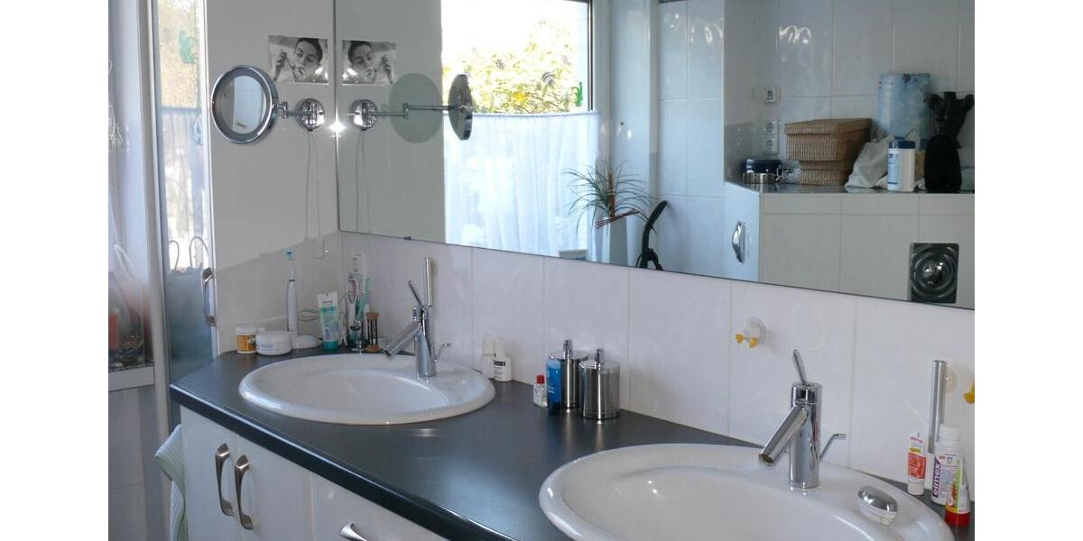 Doppelhaushälfte Bielefeld Senne - 5 Zimmer, 180 m&sup2;, 1.375&euro; | Angebot:26215498