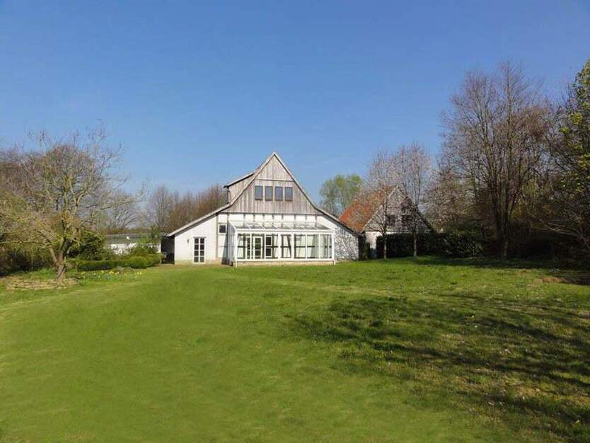 Investoren aufgepasst zwei Landhäuser als Mehrfamilienhaus mit Parkähnlichem Grundstück von Privat 1 zimmer
