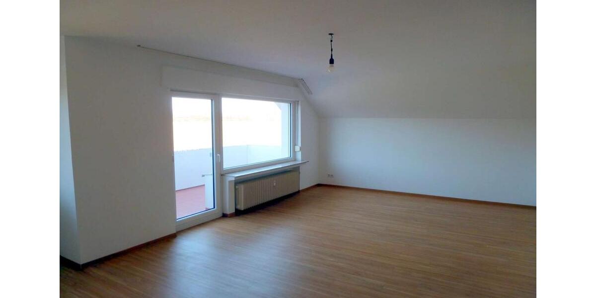 Etagenwohnung Bad Oeynhausen Rehme - 4 Zimmer, 120 m&sup2;, 650&euro; | Angebot:25363991