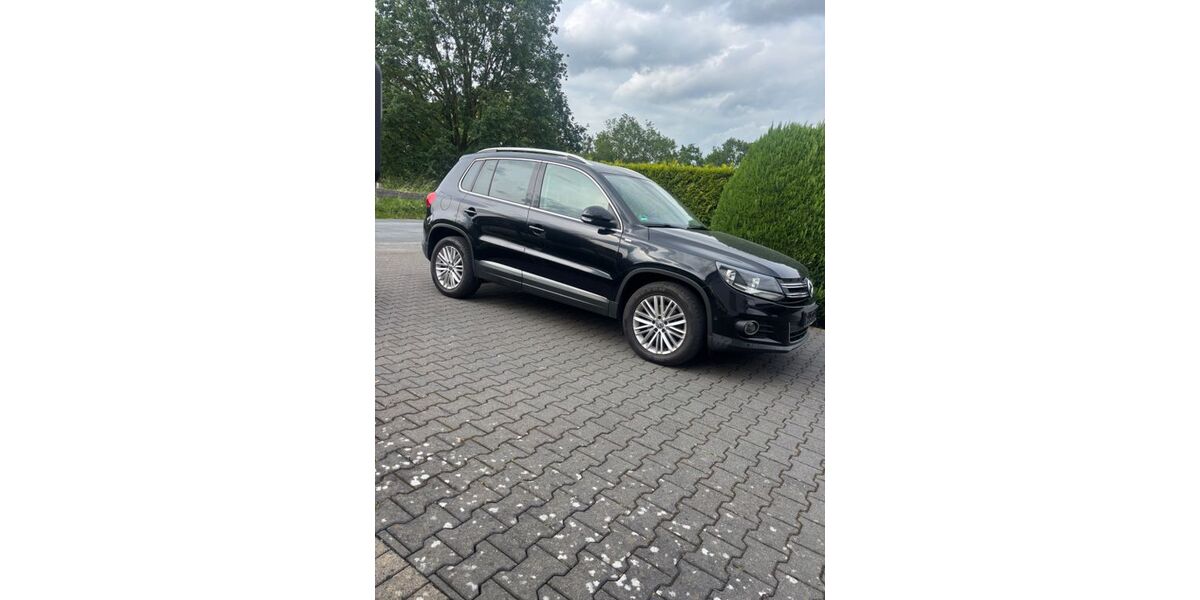 VW Tiguan 174.000 km 7.200 &euro; Halle Westfalen 33790