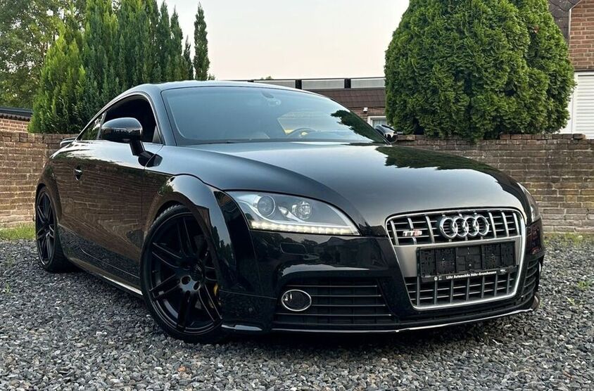 TT