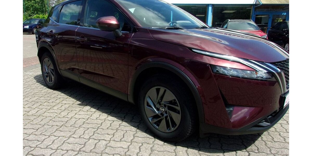 Nissan Qashqai 33.500 km 21.990 &euro; Herford 32051