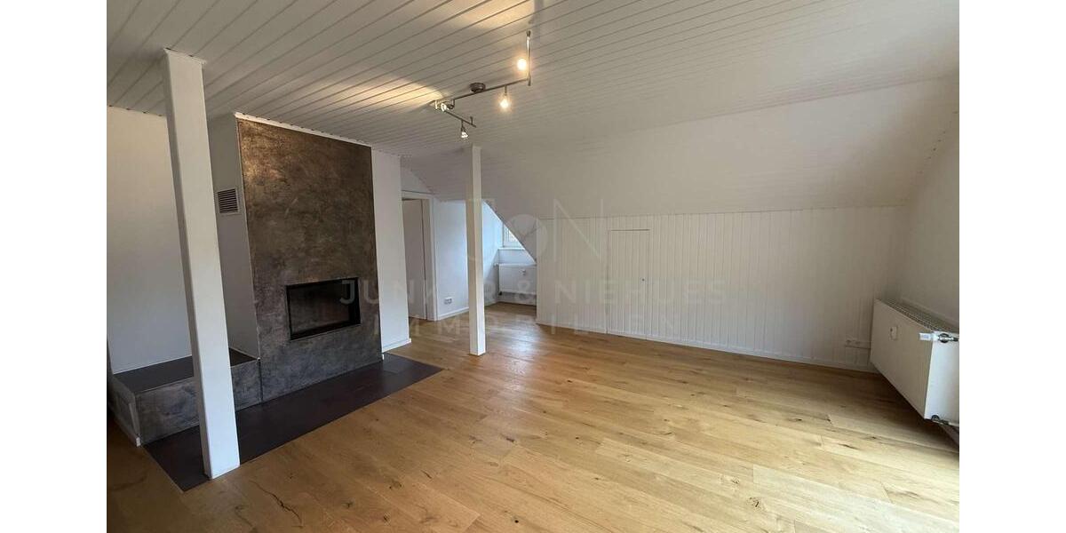 Etagenwohnung Oerlinghausen - 4 Zimmer, 120 m&sup2;, 1.200&euro; | Angebot:23246357
