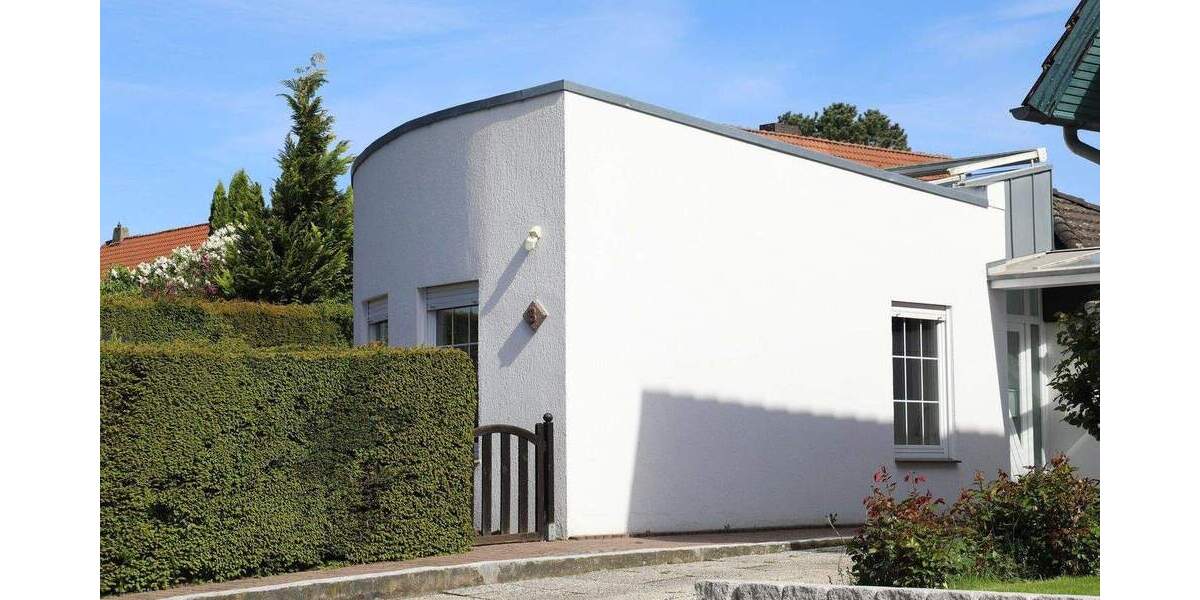 Einfamilienhaus Bad Salzuflen Innenstadt - 3 Zimmer, 135 m&sup2;, 1.390&euro; | Angebot:25782938