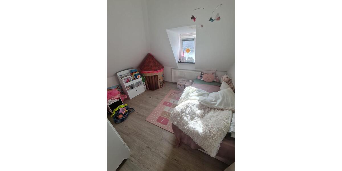 Dachgeschoßwohnung Herford Diebrock - 3 Zimmer, 78 m&sup2;, 550&euro; | Angebot:25637358