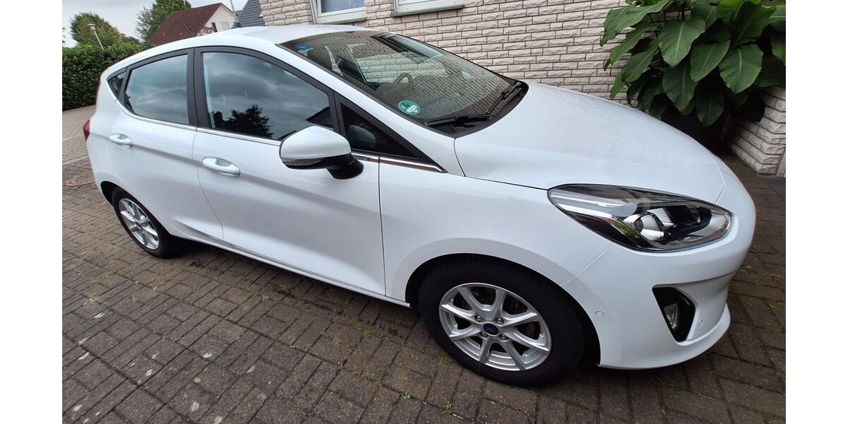 Ford Fiesta 67.500 km 13.000 &euro; Bad Salzuflen 32107