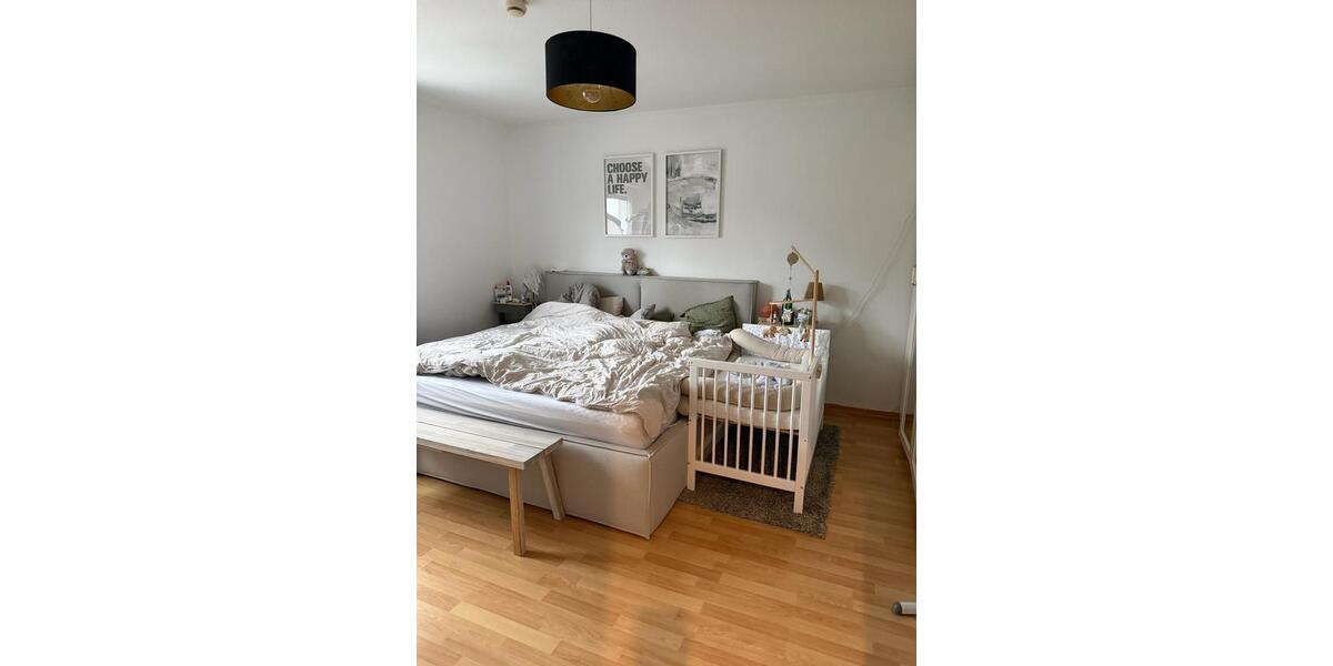 Etagenwohnung Bielefeld Brackwede - 3 Zimmer, 90 m&sup2;, 1.050&euro; | Angebot:25721928