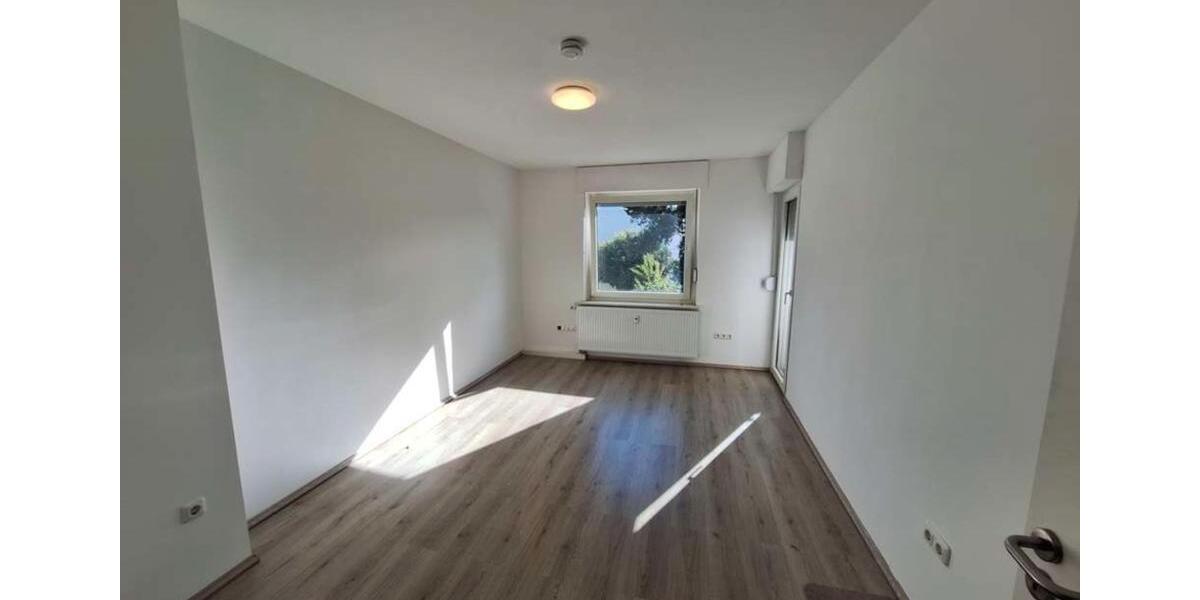 Etagenwohnung Bielefeld Schildesche - 1 Zimmer, 16 m&sup2;, 390&euro; | Angebot:26611406
