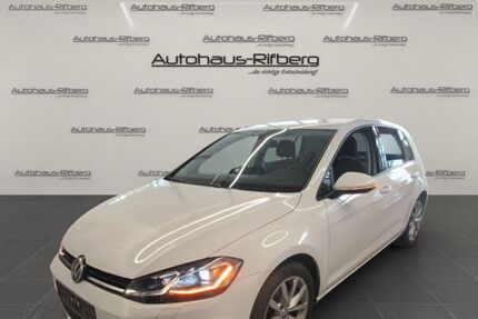 VW Golf 105.000 km 13.890 &euro; Detmold 32758