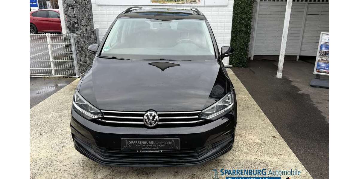 VW Touran 144.034 km 15.599 &euro; Bielefeld 33609