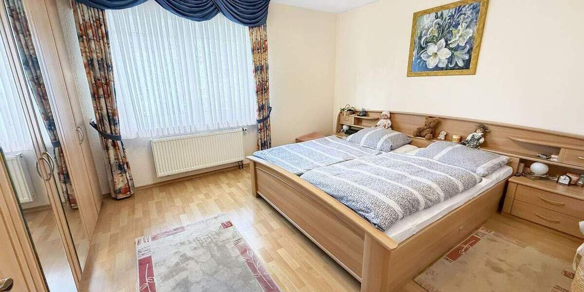 Mehrfamilienhaus, Wohnhaus Oerlinghausen Lipperreihe - 6 Zimmer, 182 m&sup2;, 469.000&euro; | Angebot:25732956