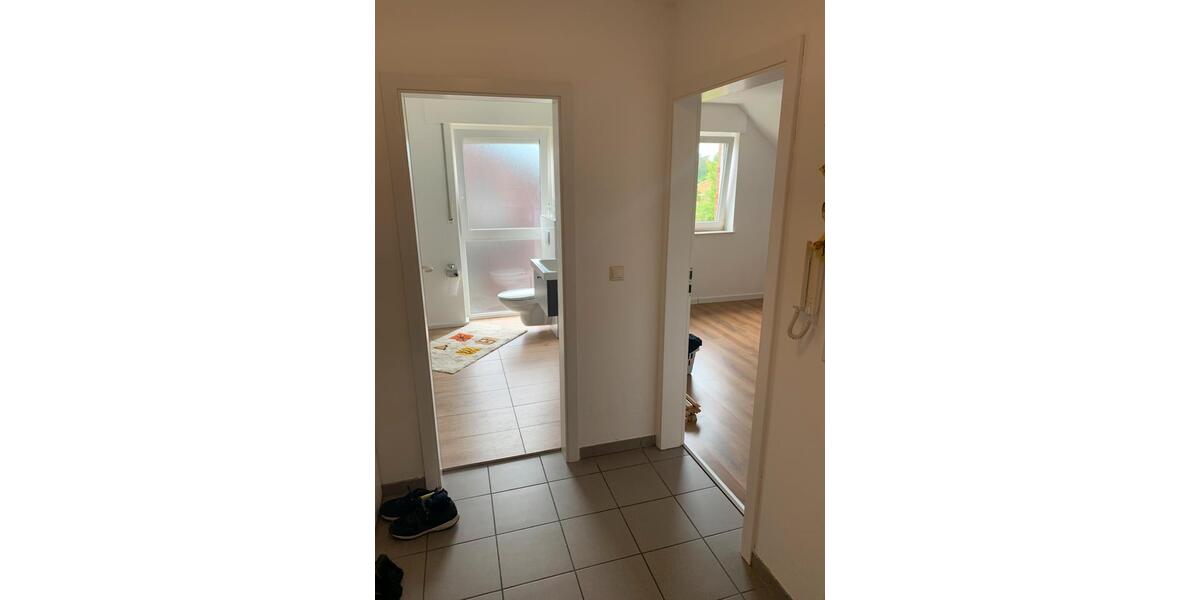 Helle möblierte 3,5-Zimmer Dachgeschosswohnung in Gütersloh 3.5 zimmer