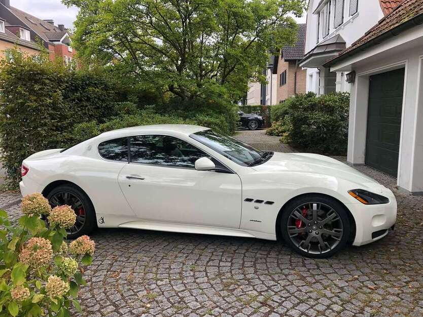 Maserati GranTurismo 58.800 km 52.000 € Gütersloh 33330
