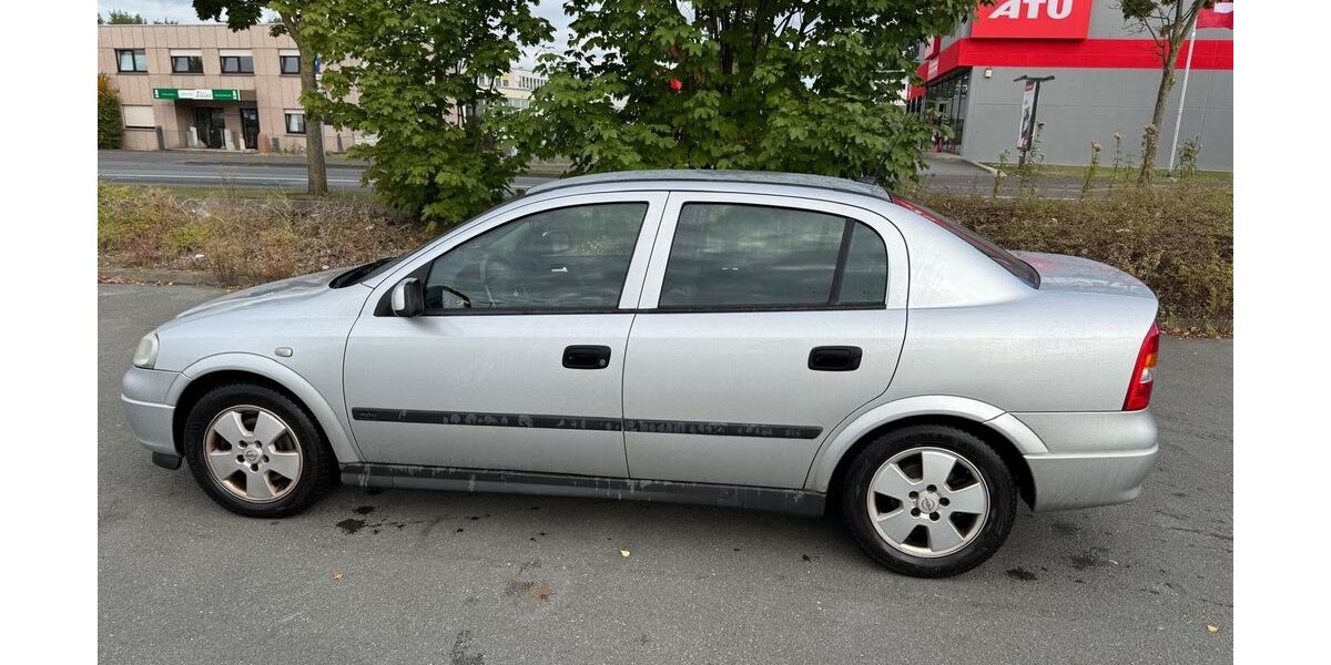 Opel Astra 170.000 km 2.200 &euro; Schloss Holte 33758