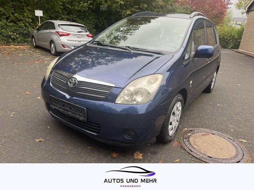 Toyota Corolla Verso 273.000 km 1.299 € Paderborn 33100