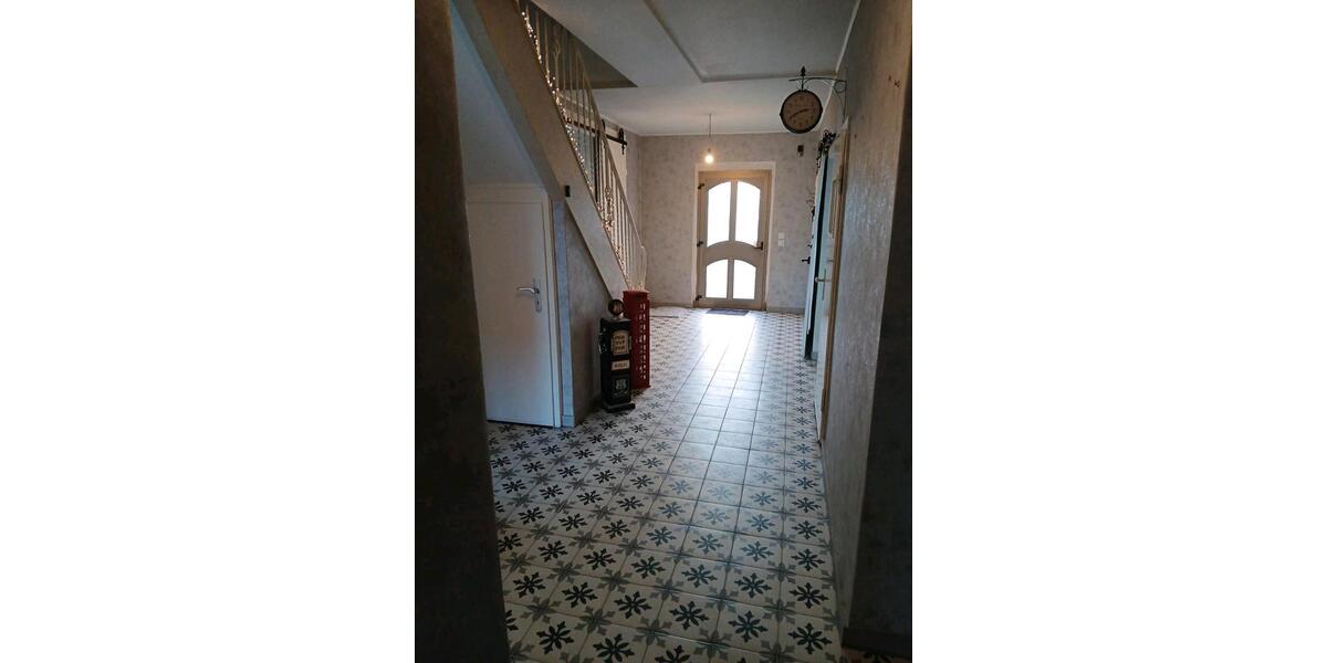 Einfamilienhaus Versmold - 12 Zimmer, 284 m&sup2;, 415.000&euro; | Angebot:25637235