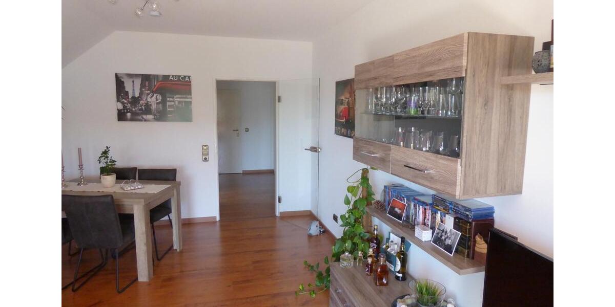 Dachgeschoßwohnung Bad Salzuflen - 3 Zimmer, 75 m&sup2;, 172.000&euro; | Angebot:25270498