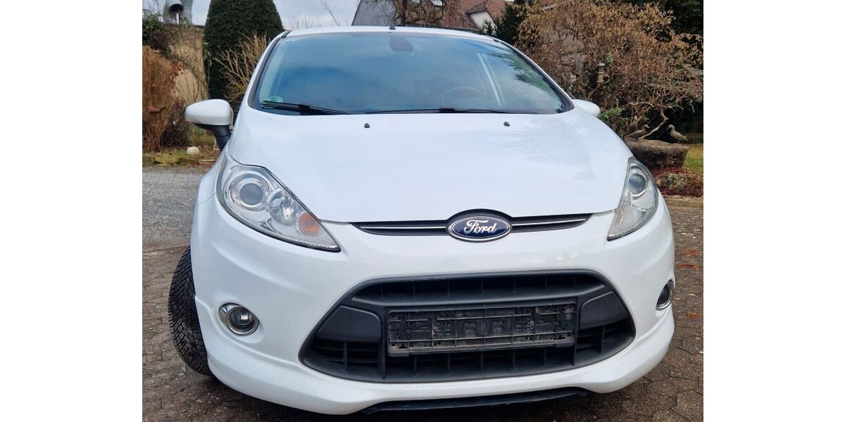 Ford Fiesta 130.600 km 4.100 &euro; Bad Salzuflen 32108