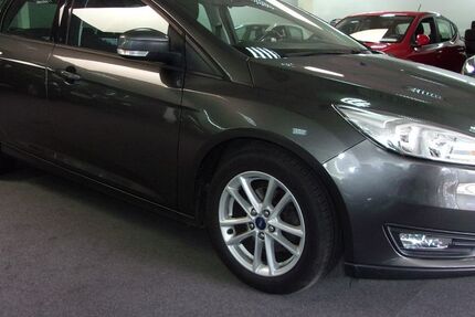 Ford Focus 125.000 km 7.850 &euro; Herford 32051