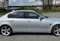BMW 523