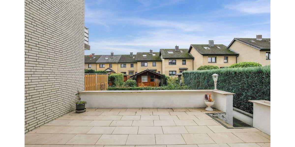 Reihenmittelhaus Bielefeld Sennestadt - 5 Zimmer, 108 m&sup2;, 330.000&euro; | Angebot:25694624