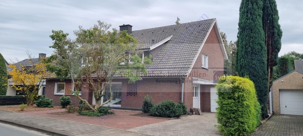 Gütersloh: Erdgeschoss mit Garten und Garage in einem 2 Familienhaus, stadtnahe Lage am Grüngürtel - 4.5 Gütersloh Isselhorst | Angebot:20476906