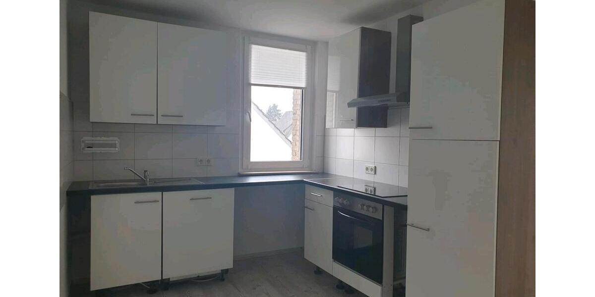 Dachgeschoßwohnung Bielefeld Jöllenbeck - 3 Zimmer, 60 m&sup2;, 630&euro; | Angebot:25612859