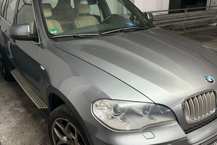 BMW X5 255.324 km 9.500 &euro; Bielefeld 33649