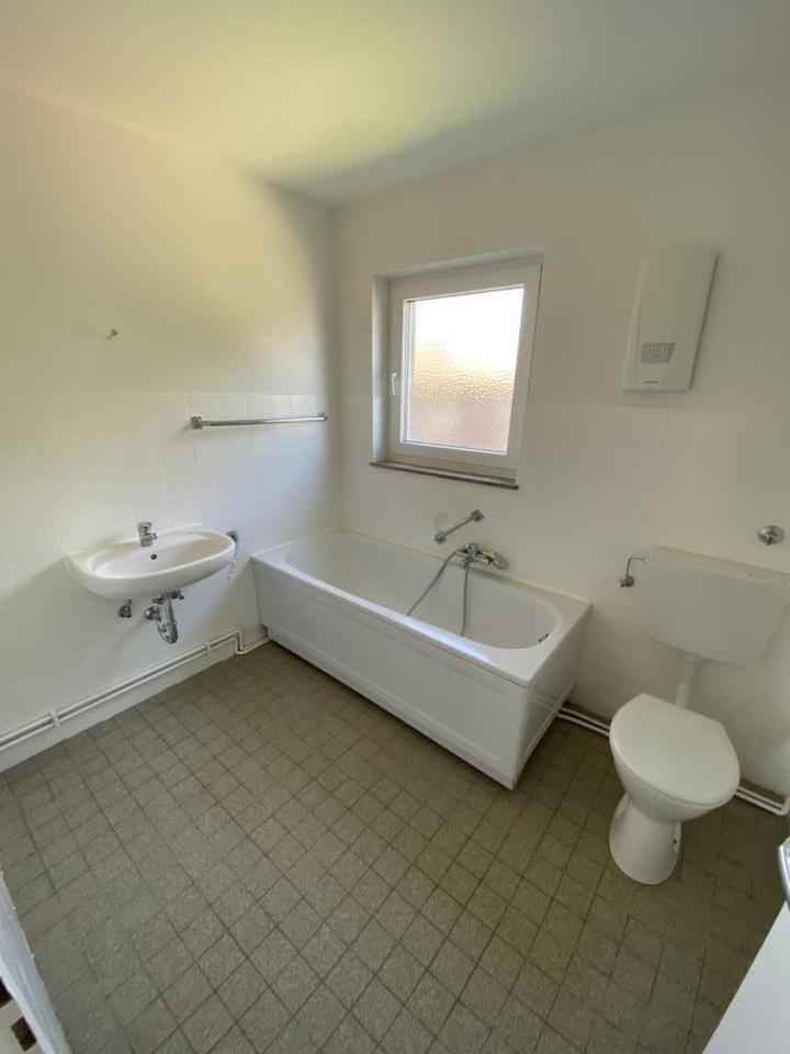 Gemütliche 2-Raumwohnung mit Balkon - In Renovierung zimmer