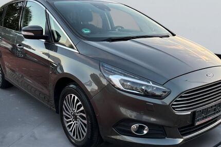 Ford S-Max 106.000 km 18.900 &euro; Bielefeld 33609