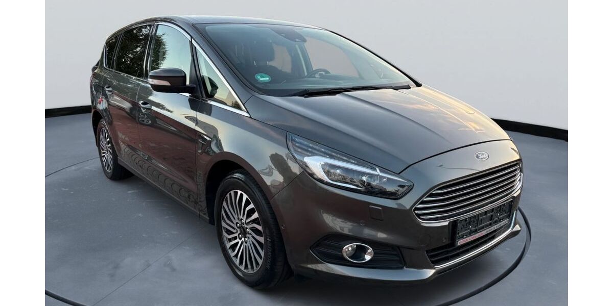 Ford S-Max 106.000 km 18.900 &euro; Bielefeld 33609