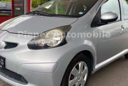 Toyota Aygo (X) 100.000 km 3.490 &euro; Oerlinghausen 33813