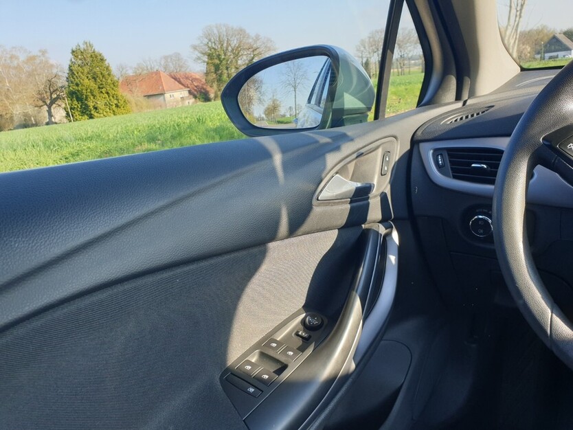 Opel Astra k sports tourer 154.000 km 9.500 € Hiddenhausen 32120
